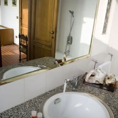 Otel Casa Nini Lierna