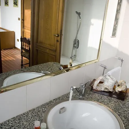 Casa Nini 3* Lierna